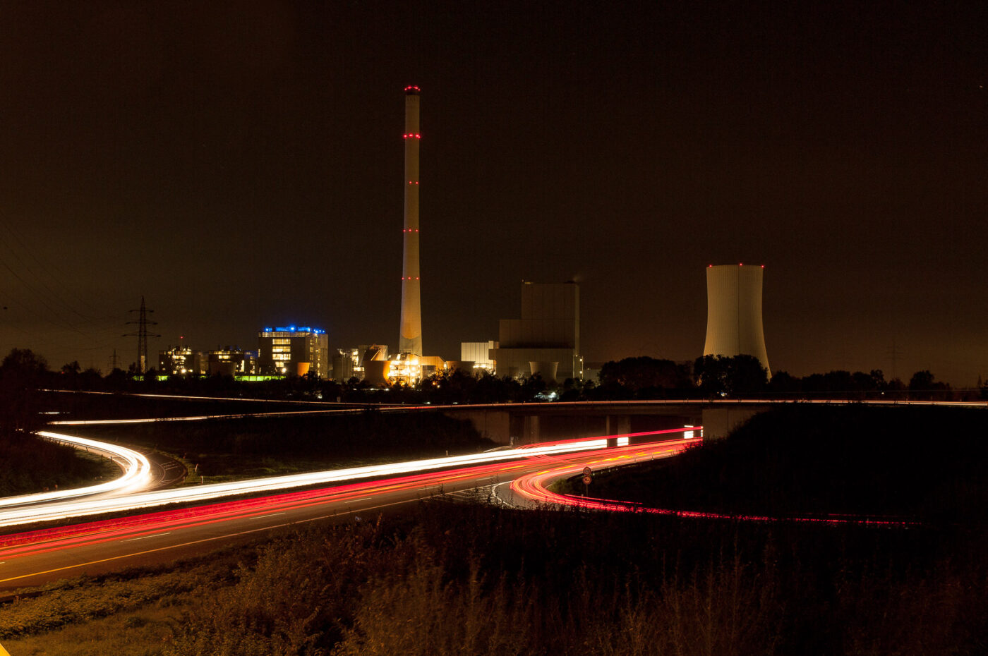 2017-10-14 - Autobahnkreuz A43-A42 bei Nacht