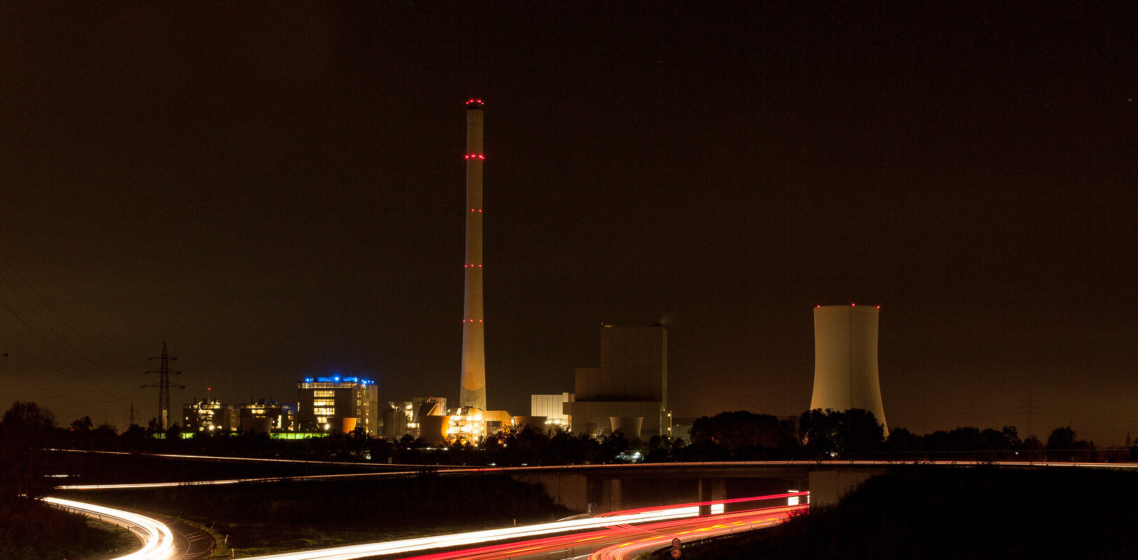 2017-10-14 – Autobahnkreuz A43-A42 bei Nacht