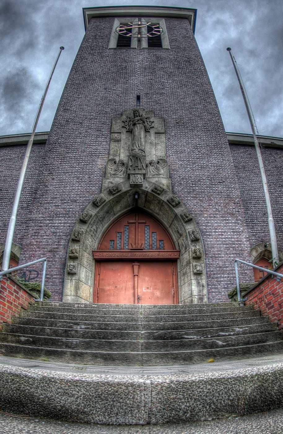 2017-12-31 - Verlassene Orte - Bochum - katholische Kirche "Herz Jesu"