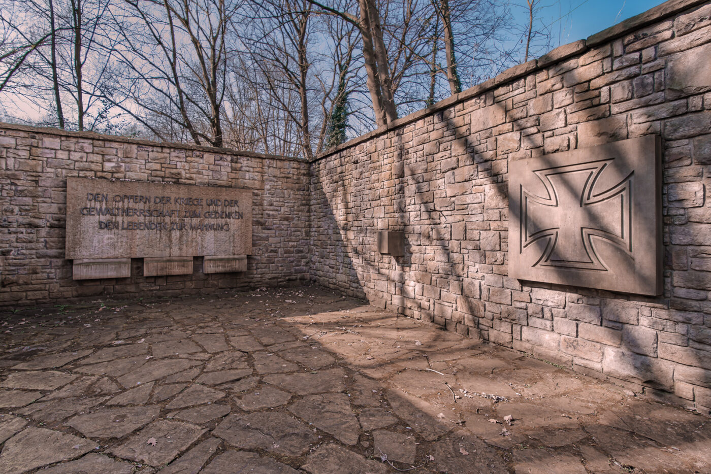 2025-03-09 - Datteln - Ehrenmal und Frühlingskirmes